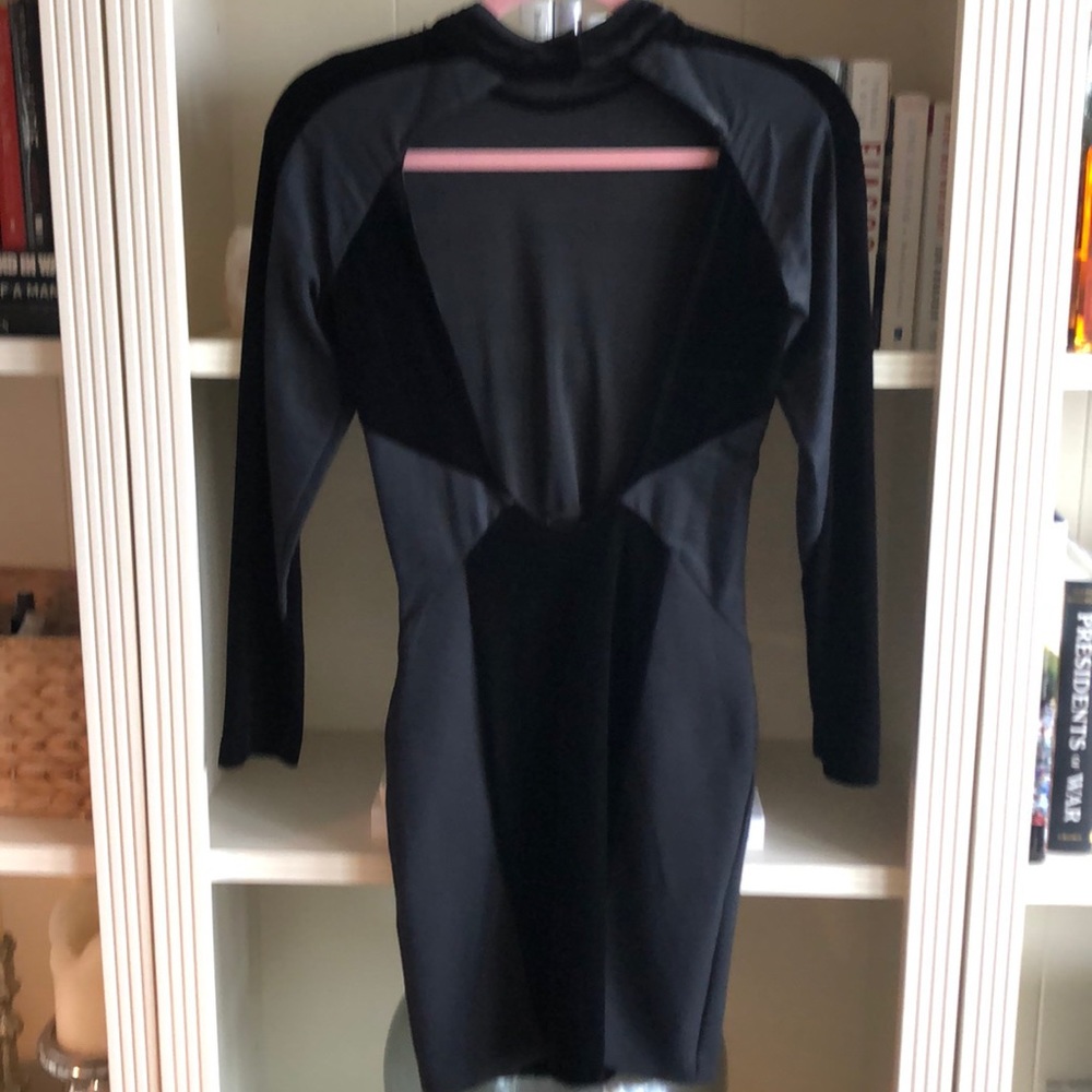 Zara Woman Velvet Dress - Picture 3 of 8